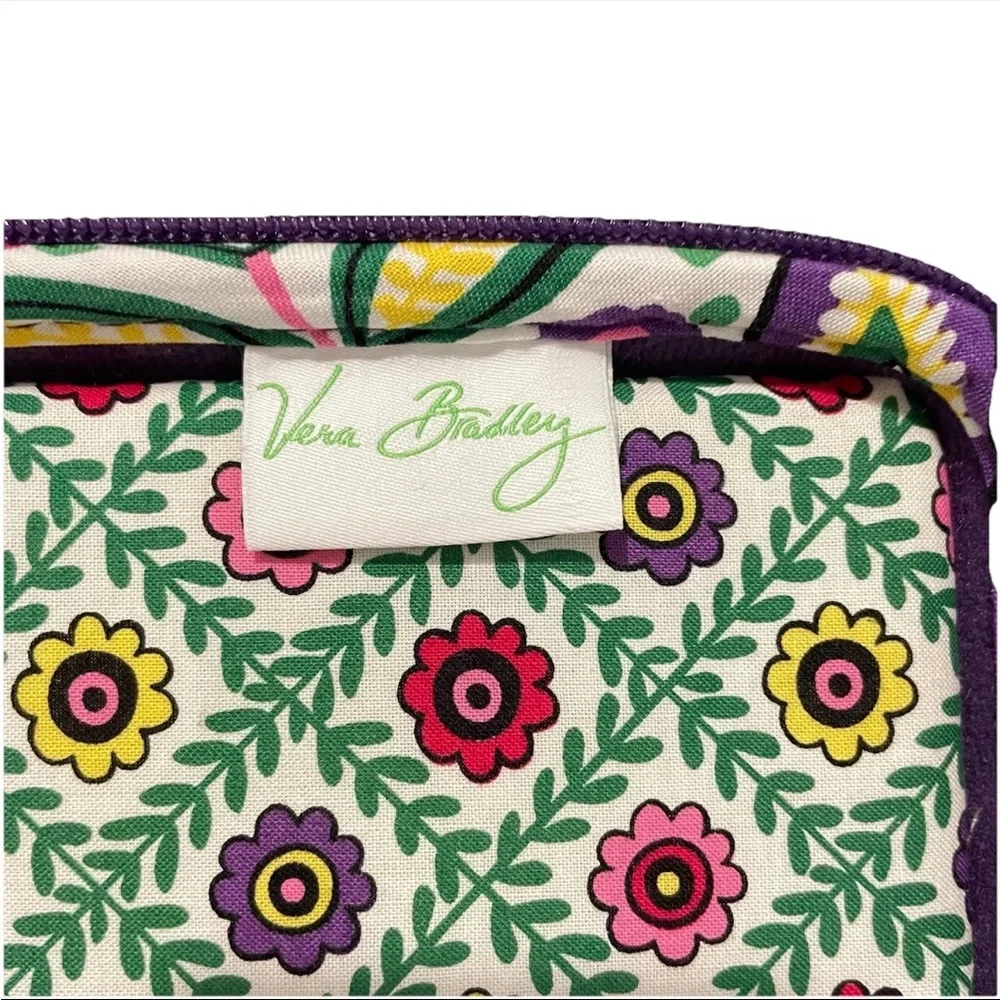 VERA BRADLEY Viva La Vera Case For TABLET/iPad Quilted w/Crossbody Strap Purple